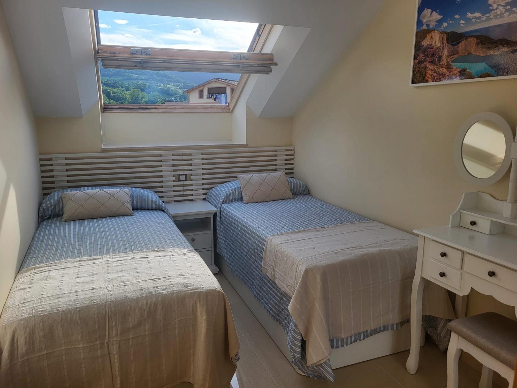 Atico El Cueton Appartement Arenas De Cabrales Buitenkant foto