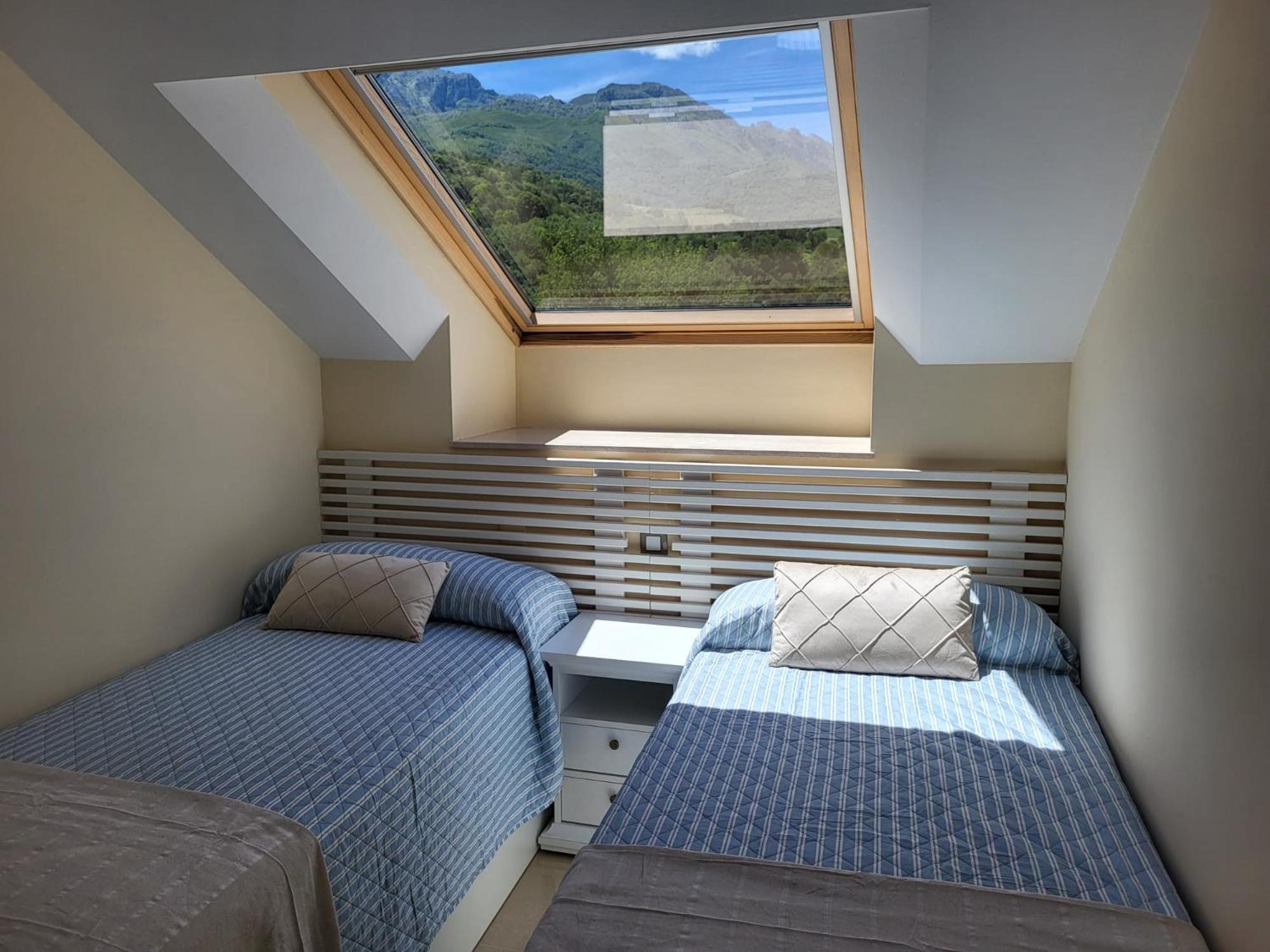 Atico El Cueton Appartement Arenas De Cabrales Buitenkant foto