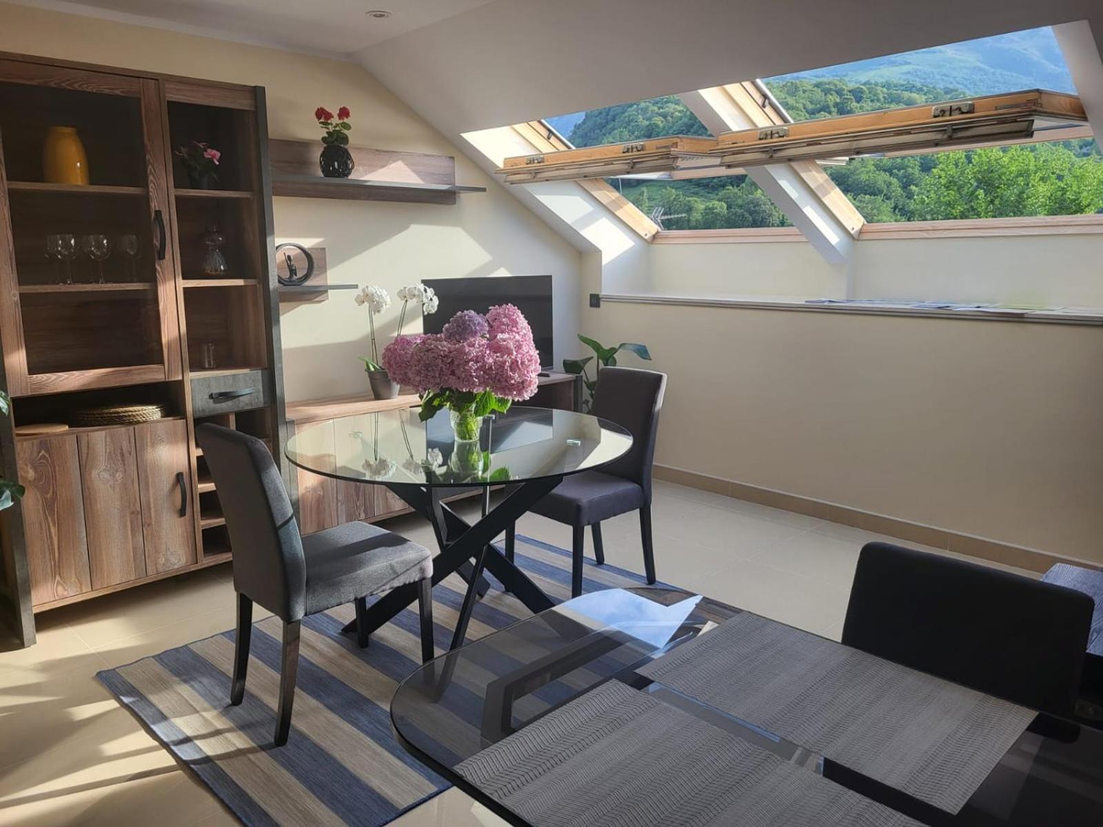 Atico El Cueton Appartement Arenas De Cabrales Buitenkant foto